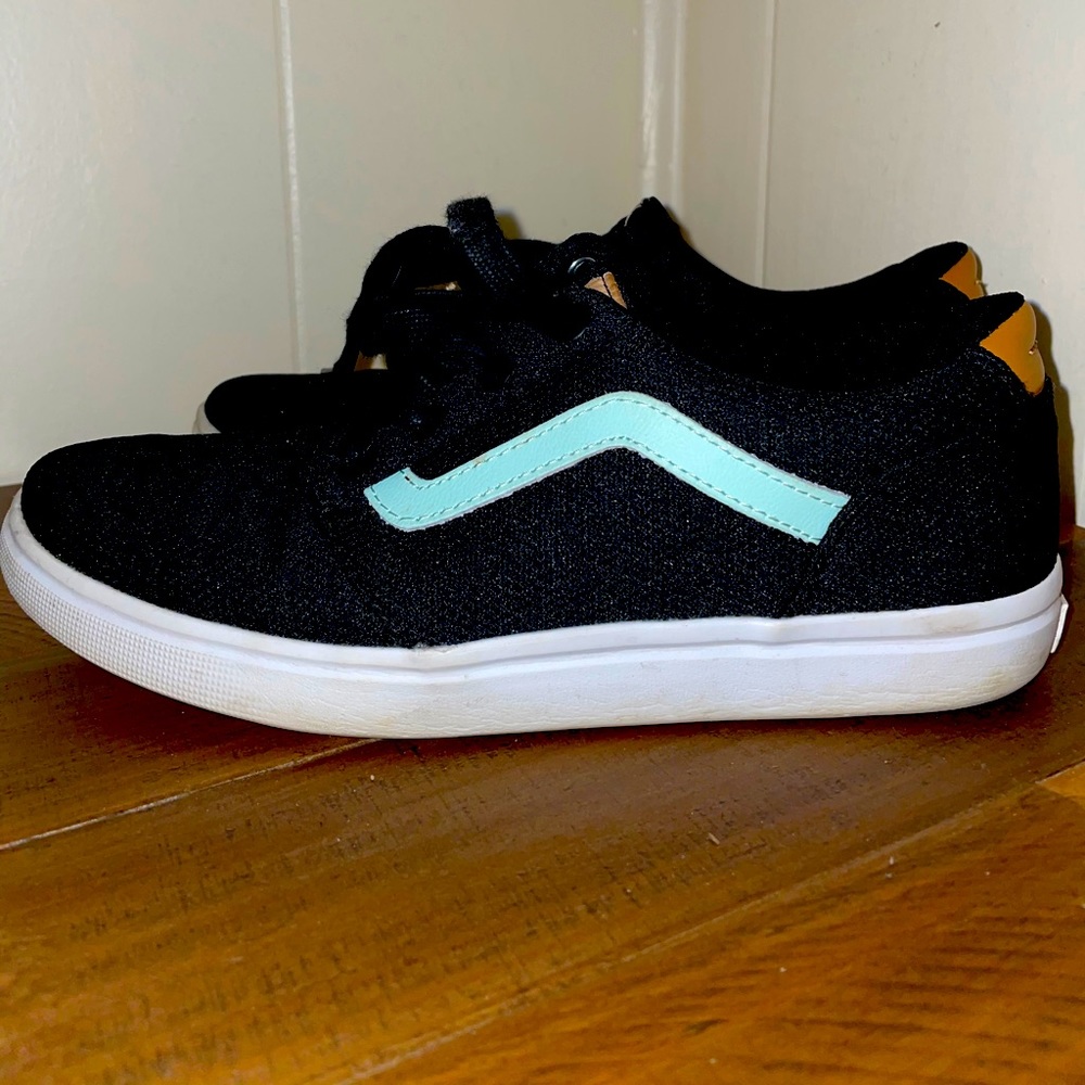 Van’s Ultra Cush Lite Size 8.5